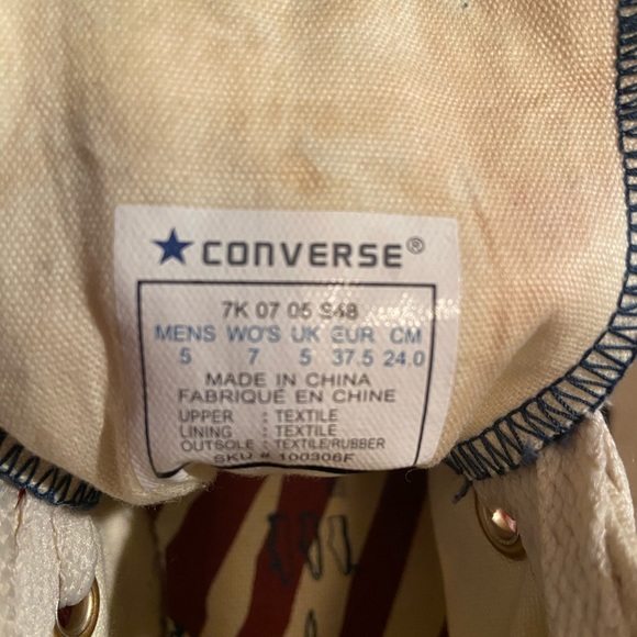 🎉Host pick🎉 RARE Converse Chuck Taylor All Star High Tops - Picture 5 of 5